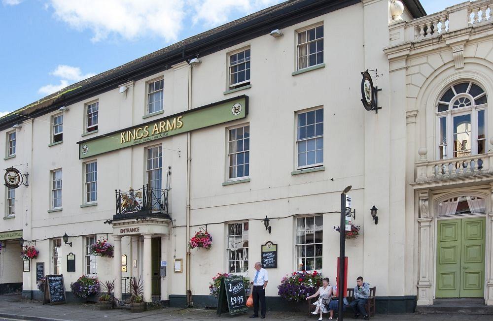 Kings Arms Hotel By Greene King Inns ウェスターハム エクステリア 写真