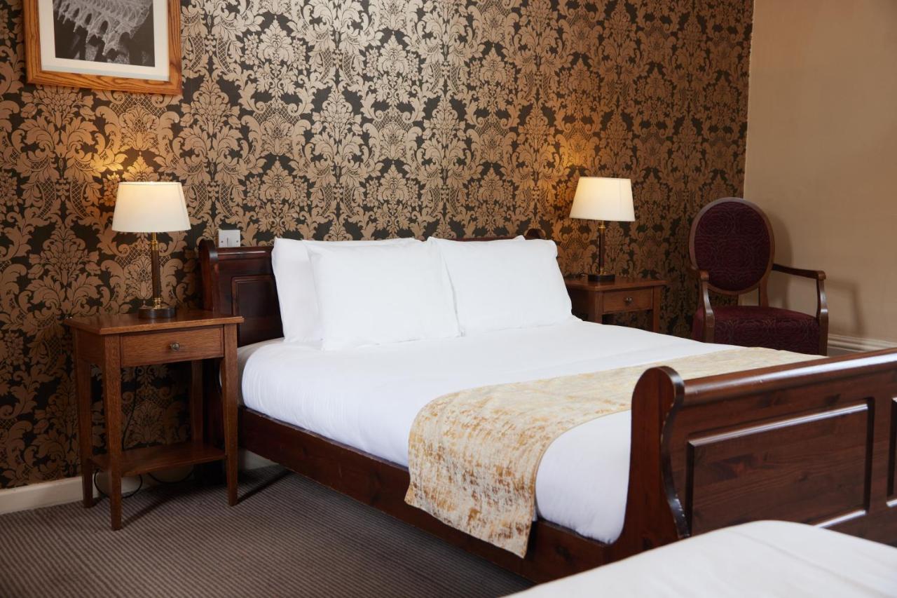 Kings Arms Hotel By Greene King Inns ウェスターハム エクステリア 写真