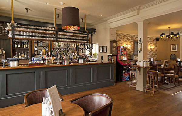Kings Arms Hotel By Greene King Inns ウェスターハム レストラン 写真
