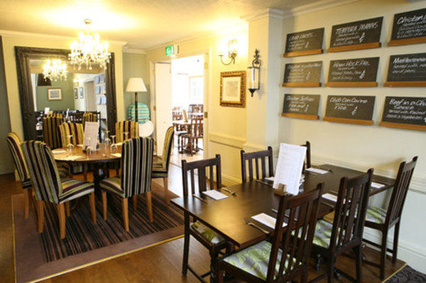 Kings Arms Hotel By Greene King Inns ウェスターハム レストラン 写真