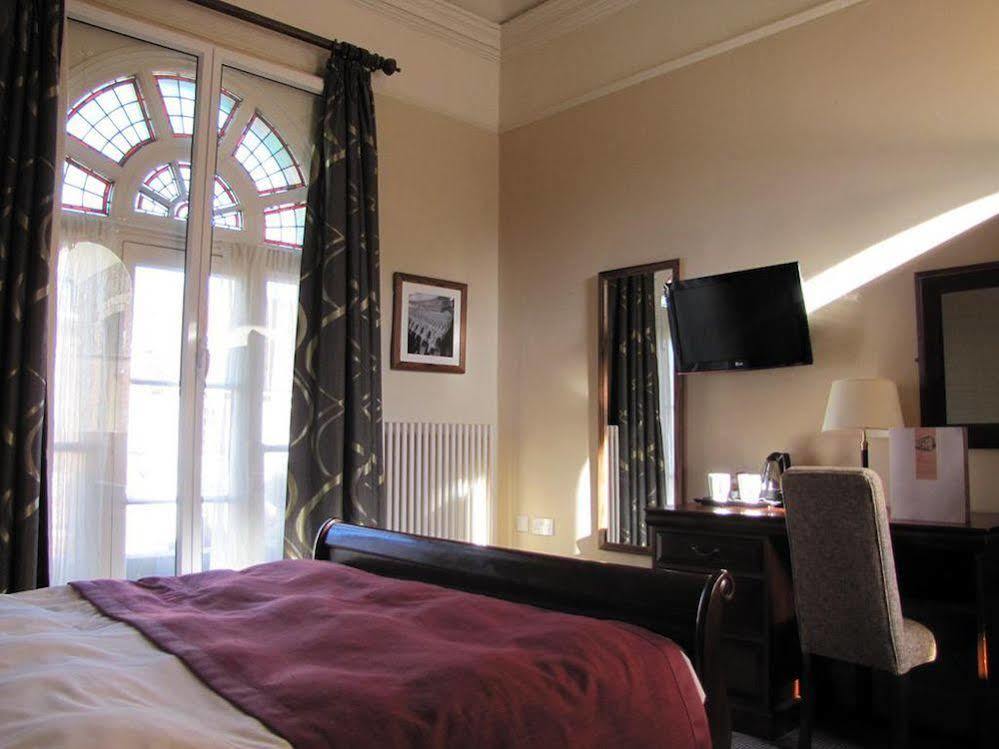 Kings Arms Hotel By Greene King Inns ウェスターハム エクステリア 写真
